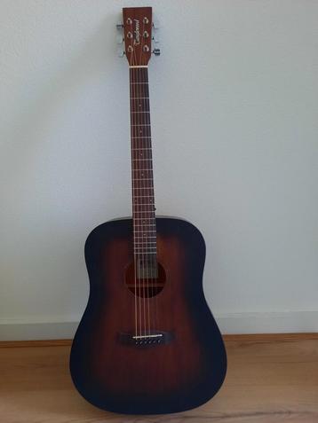 Gitaar beschikbaar voor biedingen