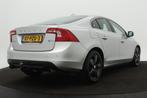 Volvo S60 BWJ 2011 1.6 180 PK T4 Momentum AUTOMAAT / TREKHAA, Auto's, Stof, Met garantie (alle), S60, Bedrijf