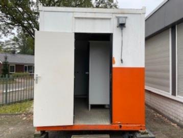 toilet units beschikbaar voor biedingen