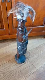 Houten Afrikaanse krijger beeld met veren, Ophalen of Verzenden