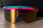 Oakley retro zonnebril, Sieraden, Tassen en Uiterlijk, Zonnebrillen en Brillen | Heren, Zonnebril, Overige kleuren, Ophalen of Verzenden