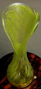 Vaas mondgeblazen kunst groen met doorzichtig dik glas groot, Antiek en Kunst, Ophalen of Verzenden