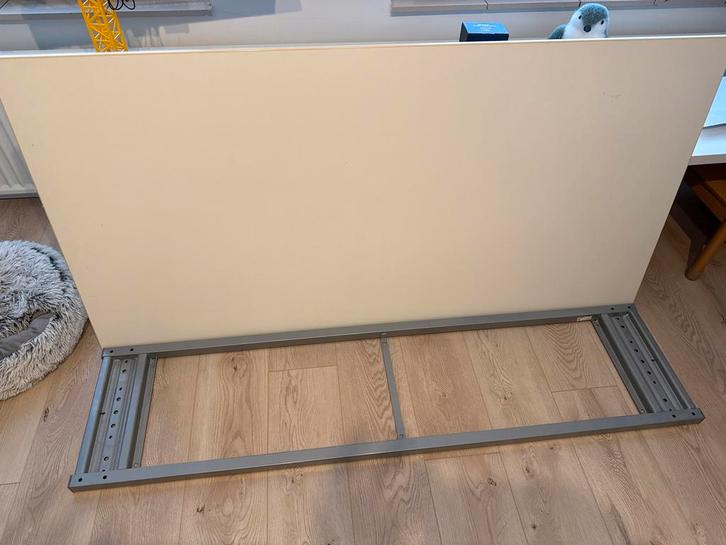 IKEA Galant Bureau - In hoogte verstelbaar, Huis en Inrichting, Kasten | Schoenenrekken, Gebruikt, Ophalen