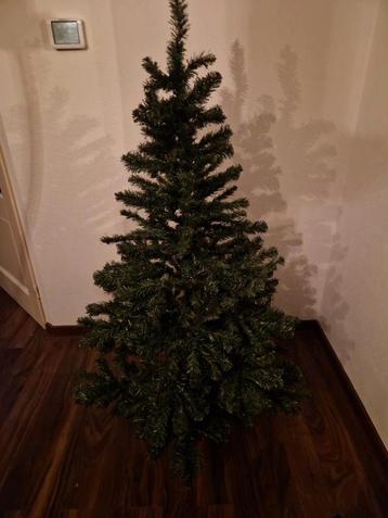 Black Box Kunst Kerstboom ZGAN beschikbaar voor biedingen