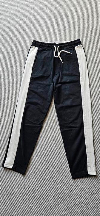 10days jogger, zwart met witte band, maat 1 (38) beschikbaar voor biedingen