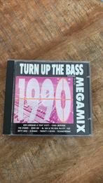 Turn up the bass 1990 megamix cd, Ophalen of Verzenden, Zo goed als nieuw, Dance