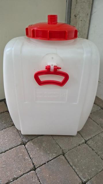 Nieuwe watertank 60L nooit gebruikt beschikbaar voor biedingen