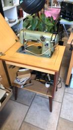 Te koop naaimachine, Antiek en Kunst, Antiek | Naaimachines, Ophalen of Verzenden