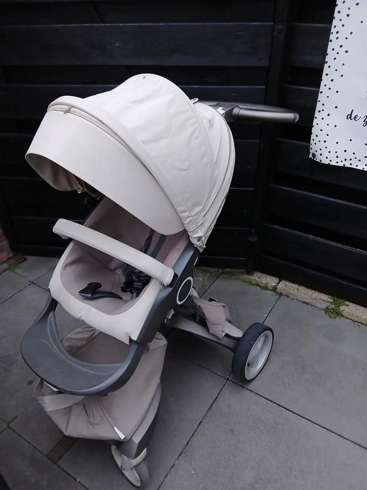 Stokke Explory 3-in-1 kinderwagen met veel accessoires, Kinderen en Baby's, Kinderwagens en Combinaties, Zo goed als nieuw, Combiwagen