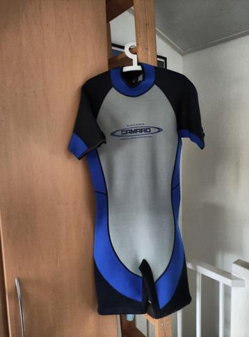 Wetsuit, shorty beschikbaar voor biedingen