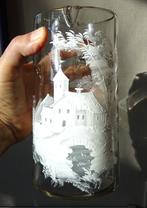 19e Eeuwse Boheems glazen waterkan: wit emaille landschap, Ophalen of Verzenden