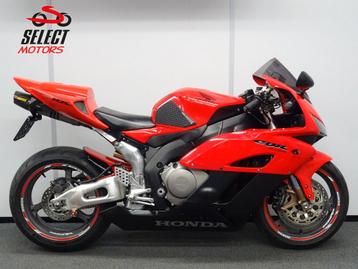 PRACHTIGE HONDA CBR 1000 RR FIREBLADE CBR1000RR 2004 beschikbaar voor biedingen