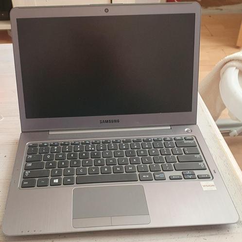 Samsung NP535 - Windows 11 + Office en antivirus, Computers en Software, Windows Tablets, Refurbished, 13 inch of meer, 512 GB