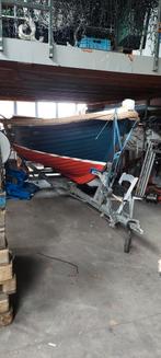 Sloep met binnenmotor + trailer - Opknapper, Watersport en Boten, Ophalen, Minder dan 1500 kg, Gebruikt, Sloepentrailer