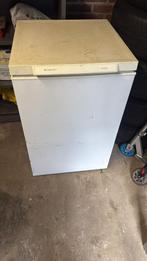 Diepvries, Witgoed en Apparatuur, Vriezers en Diepvrieskisten, Ophalen, Gebruikt, Minder dan 60 cm, 85 tot 120 cm