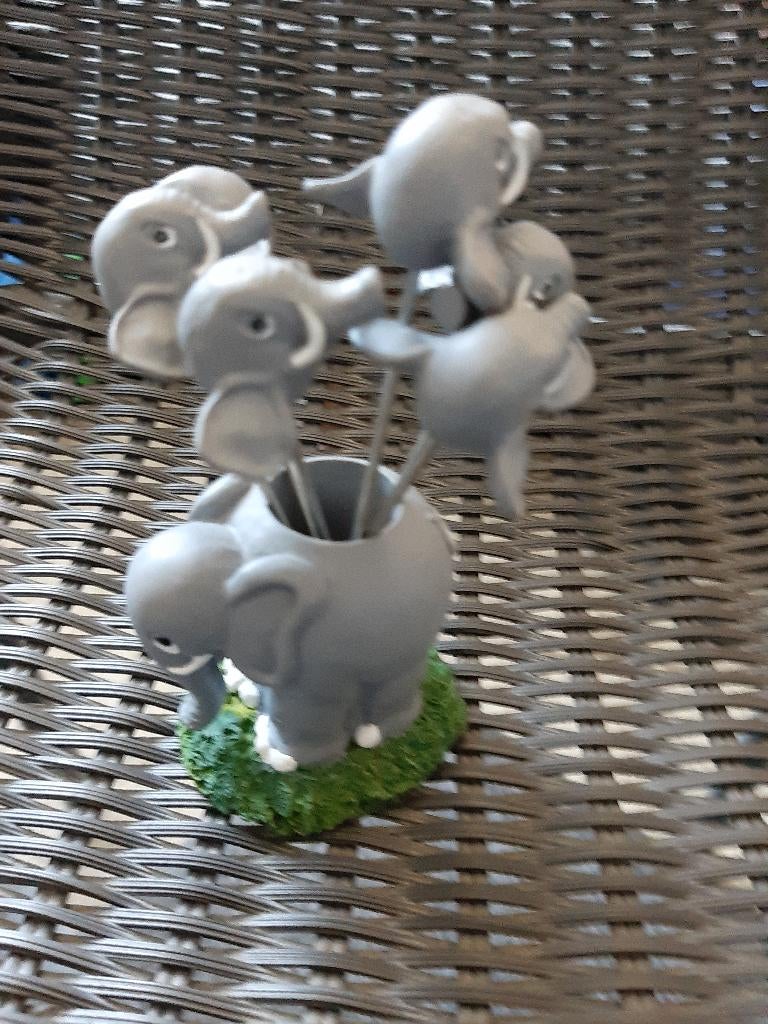 Nieuwe cocktail  prikkerhouder in de vorm van een olifant., Ophalen of Verzenden, Nieuw