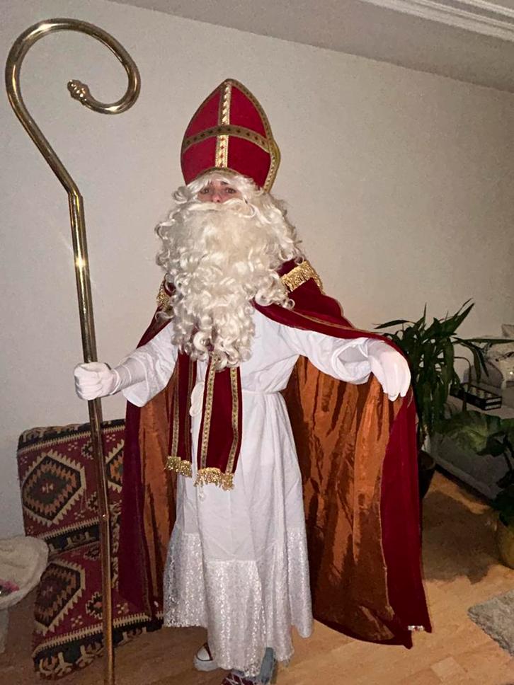 Compleet Sinterklaas kostuum ter huur!, Diversen, Sinterklaas, Nieuw, Ophalen