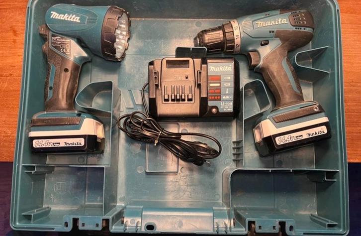 Makita Accu Schroef boor machine + Zaklamp Set, Doe-het-zelf en Verbouw, Gereedschap | Boormachines, Gebruikt, Boor- en Schroefmachine
