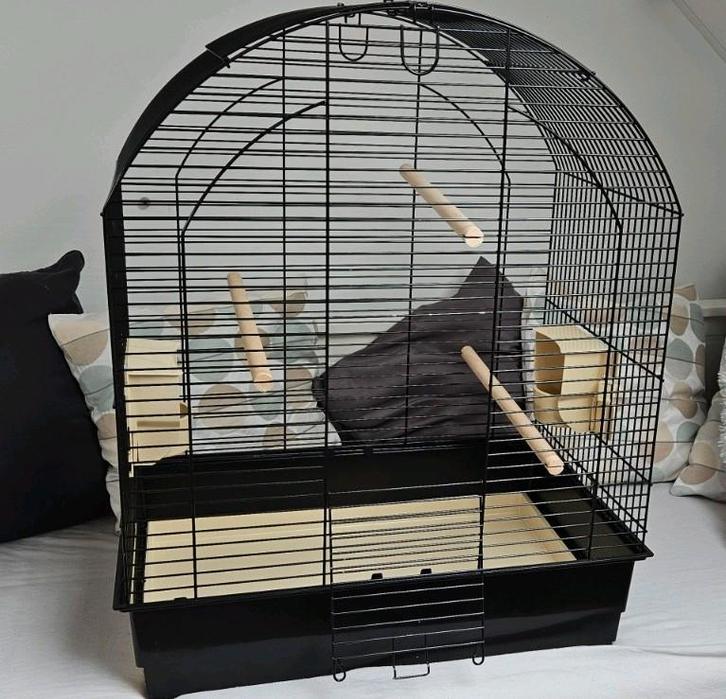 Ferplast Greta, ruime vogelkooi, Dieren en Toebehoren, Vogels | Hokken en Kooien, Gebruikt, Vogelkooi, Metaal, Ophalen
