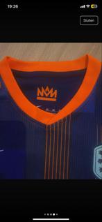 Voetbal tenue zeer goed, Jongen of Meisje, Sport- of Zwemkleding, Ophalen of Verzenden, Zo goed als nieuw