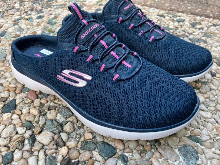 Blauwe skechers dames slippers, Kleding | Dames, Schoenen, Gedragen, Blauw, Ophalen of Verzenden