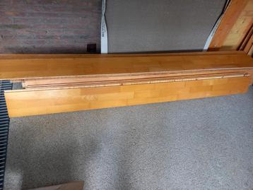 houten vloer / parket ongeveer 25 m2 beschikbaar voor biedingen