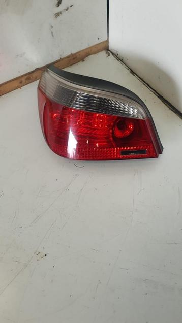 Achterlicht LA BMW 5-serie van 2007 beschikbaar voor biedingen