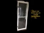 Hardhout Kozijn met dubbel glas en antieke handgreepjes, Doe-het-zelf en Verbouw, Kozijnen en Schuifpuien, Minder dan 75 cm, Verzenden