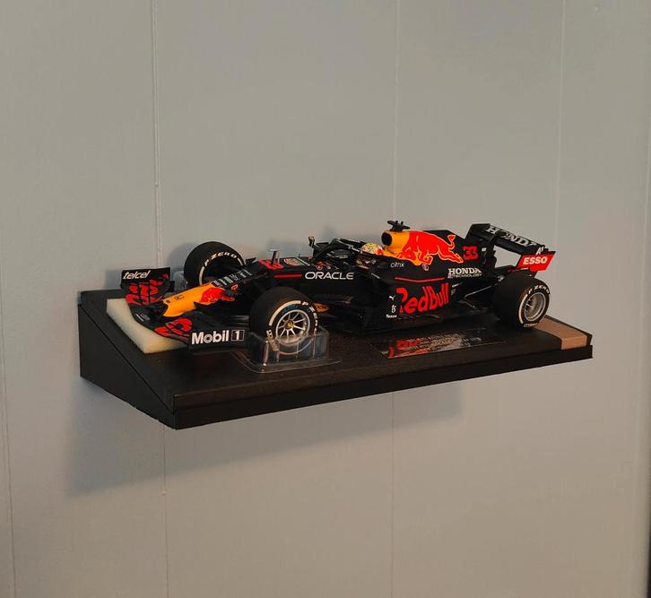 Formule 1 1:18 schaalmodel houder | Hangend of staand, Hobby en Vrije tijd, Modelauto's | 1:18, Nieuw, Auto, MiniChamps, Verzenden