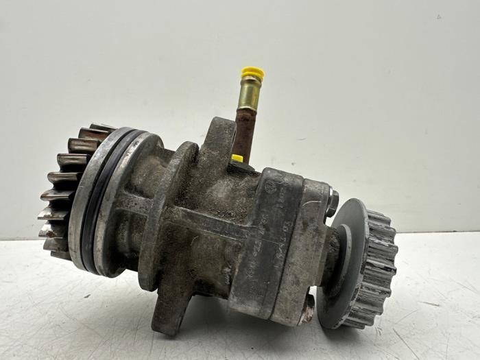 Stuurbekrachtiging Pomp van een Volkswagen Transporter, Auto-onderdelen, Besturing, Volkswagen, Gebruikt, 3 maanden garantie, Ophalen of Verzenden