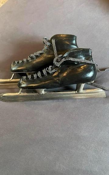 Schaatsen - Maat 36 beschikbaar voor biedingen