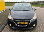 Peugeot 208 1.2 VTi 5Drs Airco Parkeersensoren Navi Distribu, Voorwielaandrijving, Euro 5, Stof, Gebruikt