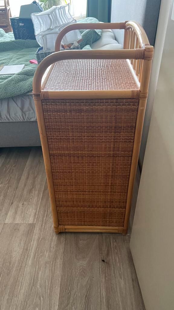 Leuke stevige rotan ladekast., Antiek en Kunst, Antiek | Meubels | Kasten, Ophalen