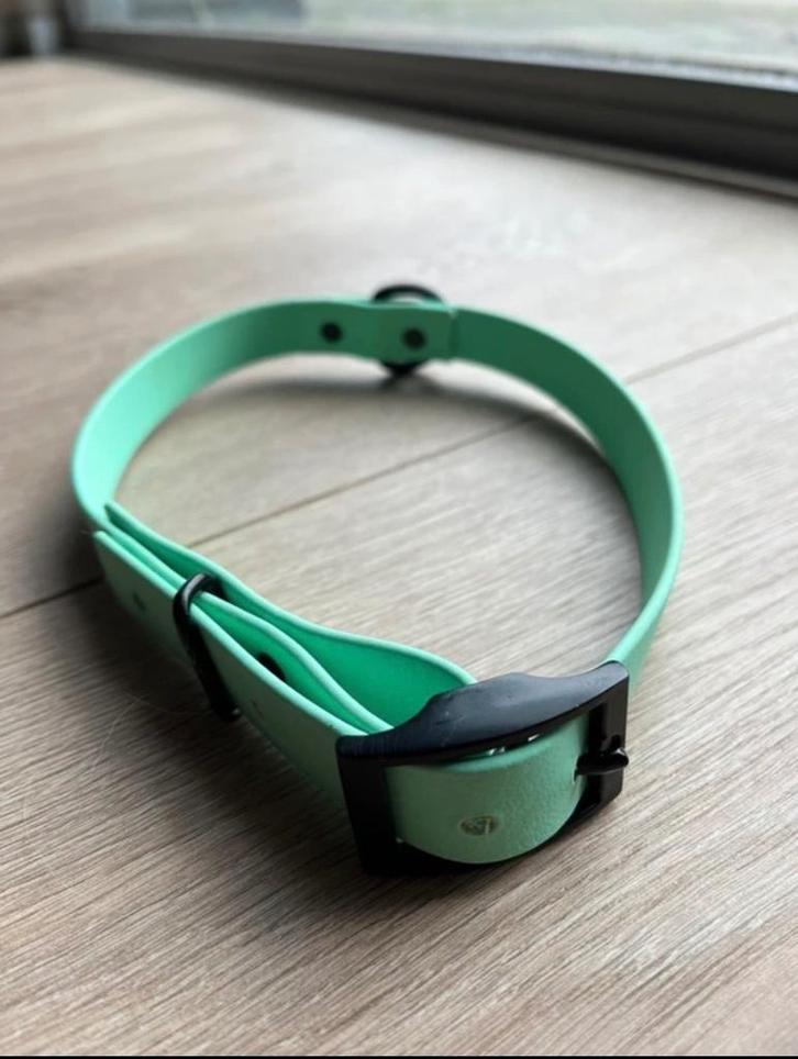 Mintgroene biothane halsband, Dieren en Toebehoren, Hondenhalsbanden en Penningen, Zo goed als nieuw, Ophalen of Verzenden