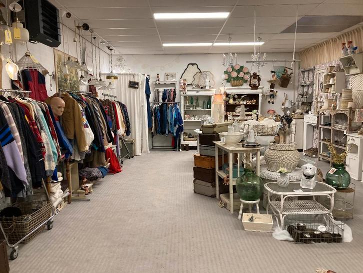 Brocante bij Brokaatje in Warenhuis Strant in Haren bij Oss, Antiek en Kunst, Curiosa en Brocante, Ophalen