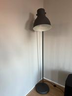 Vloerlamp / staande lamp donkergrijs, Huis en Inrichting, Lampen | Vloerlampen, Ophalen, Gebruikt, 150 tot 200 cm