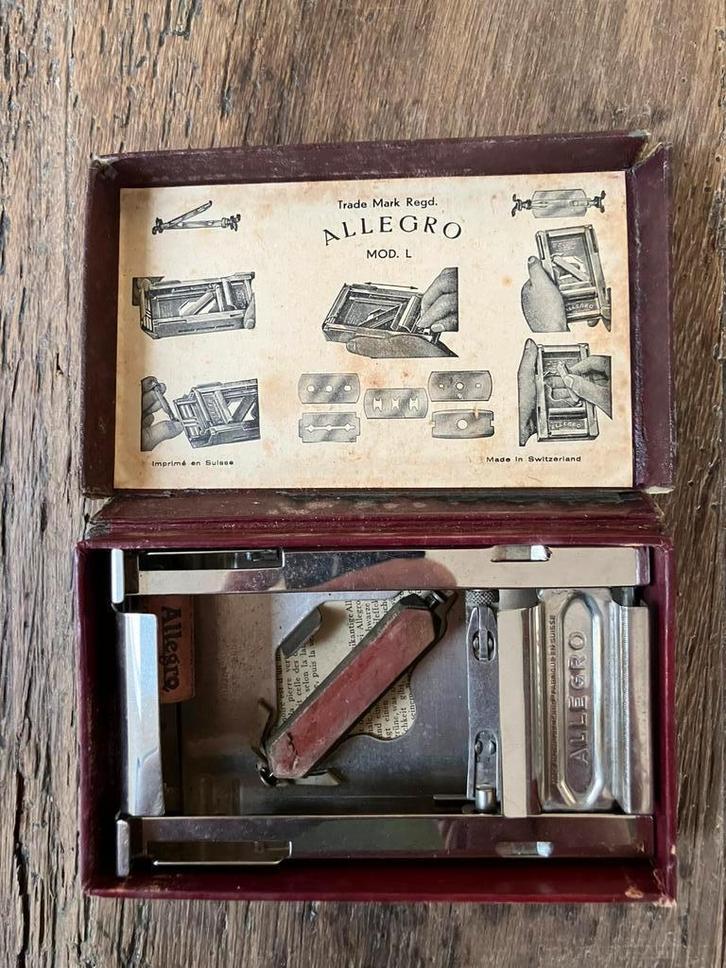 Vintage slijpapparaat voor scheermesjes, Allegro mod. L, Antiek en Kunst, Curiosa en Brocante, Ophalen of Verzenden