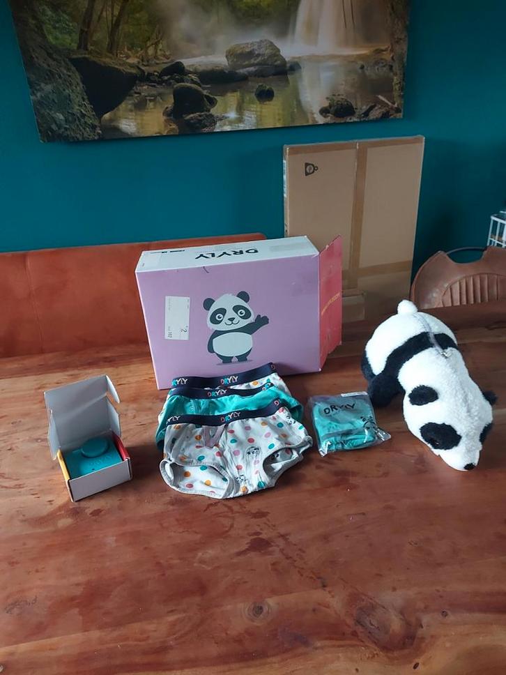 Dryly trainingset, Kinderen en Baby's, Babykleding | Maat 68, Nieuw, Jongetje of Meisje, Nacht- of Onderkleding, Ophalen of Verzenden