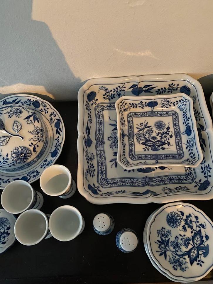 Blau Zwiebelmuster. Hutschenreuther div items, Antiek en Kunst, Antiek | Servies compleet, Ophalen of Verzenden