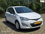 Hyundai I20 1.2i Business Edition 3e eigenaar dealer onderho, Gebruikt, 4 cilinders, Wit, Origineel Nederlands