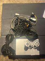 Playstation 2 zilver, Spelcomputers en Games, Spelcomputers | Sony PlayStation 2, Phat, Met games, Ophalen of Verzenden, Zo goed als nieuw