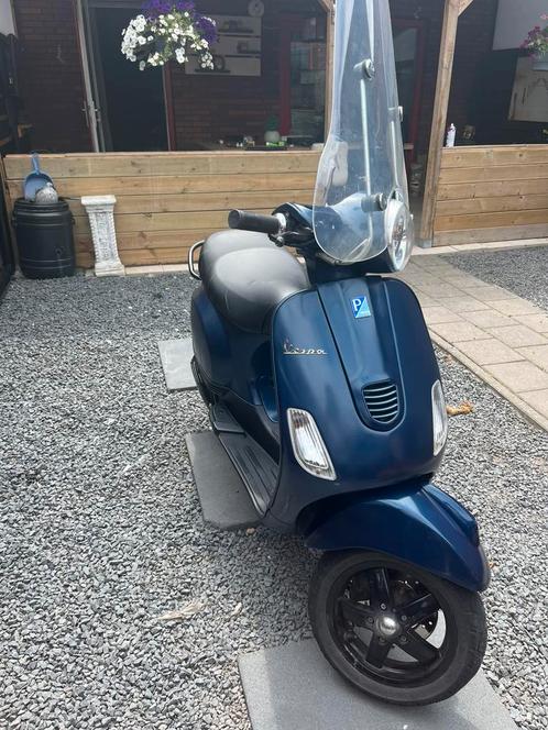 Vespa lx 4t, Fietsen en Brommers, Brommers | Vespa, Gebruikt, Ophalen of Verzenden