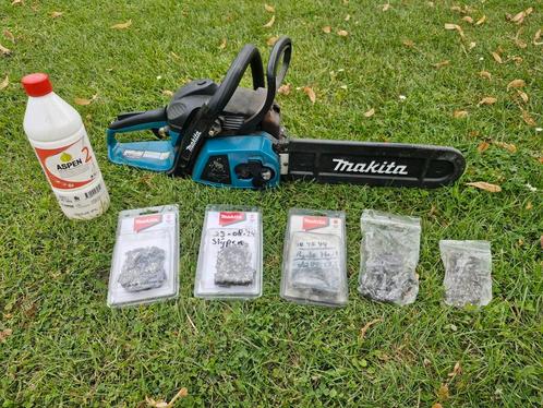 Makita Kettingzaag EA3201S met 4 zaagkettingen!, Tuin en Terras, Hand-tuingereedschap, Gebruikt, Overige soorten, Ophalen of Verzenden