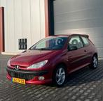 Peugeot 206 1.6 16V Airco Nieuwe APK 3D 2002 Rood, Auto's, Voorwielaandrijving, Zwart, Bedrijf, Handgeschakeld