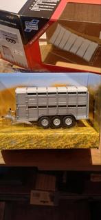 IFOR WILLIAMS VEETRAILER BRITAINS, Hobby en Vrije tijd, Modelauto's | 1:32, Ophalen of Verzenden, Zo goed als nieuw, Tractor of Landbouw
