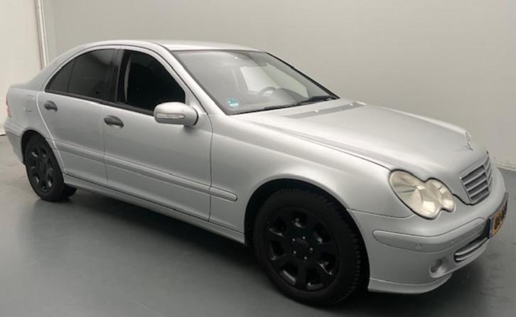 Mercedes-Benz C-Klasse 1.8 C180 Kompr Sedan AUT 2007 Grijs, Auto's, Mercedes-Benz, Particulier, C-Klasse, ABS, Airbags, Airconditioning