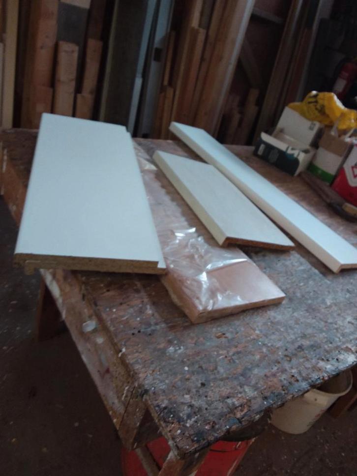 Cando vensterbank reststukken., Doe-het-zelf en Verbouw, Hout en Planken, Plank, Overige houtsoorten, 300 cm of meer, Minder dan 25 mm