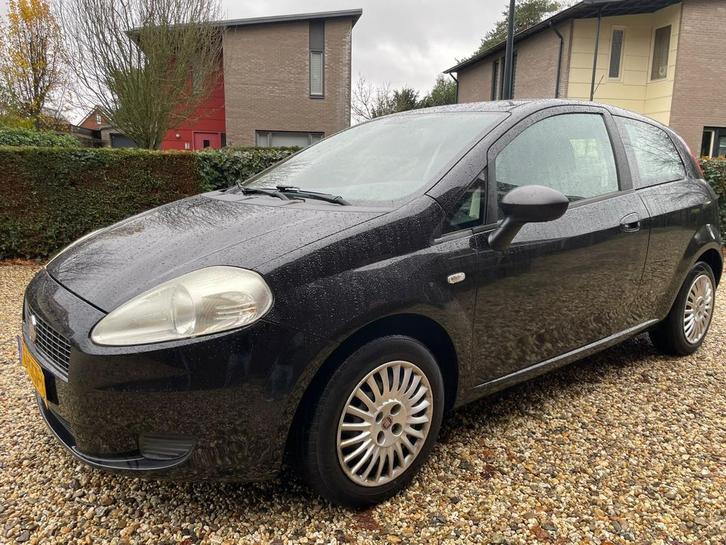 Fiat Punto 1.4 3DR 2008 | AIRCO | APK SEPT |, Auto's, Fiat, Bedrijf, Punto, ABS, Airbags, Airconditioning, Alarm, Isofix, Radio
