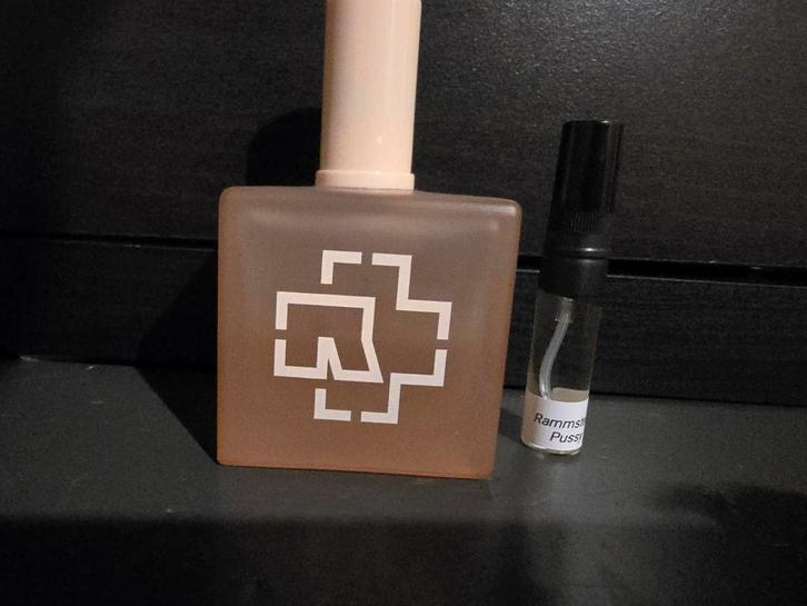 Rammstein pussy samples, Sieraden, Tassen en Uiterlijk, Uiterlijk | Parfum, Nieuw, Ophalen of Verzenden