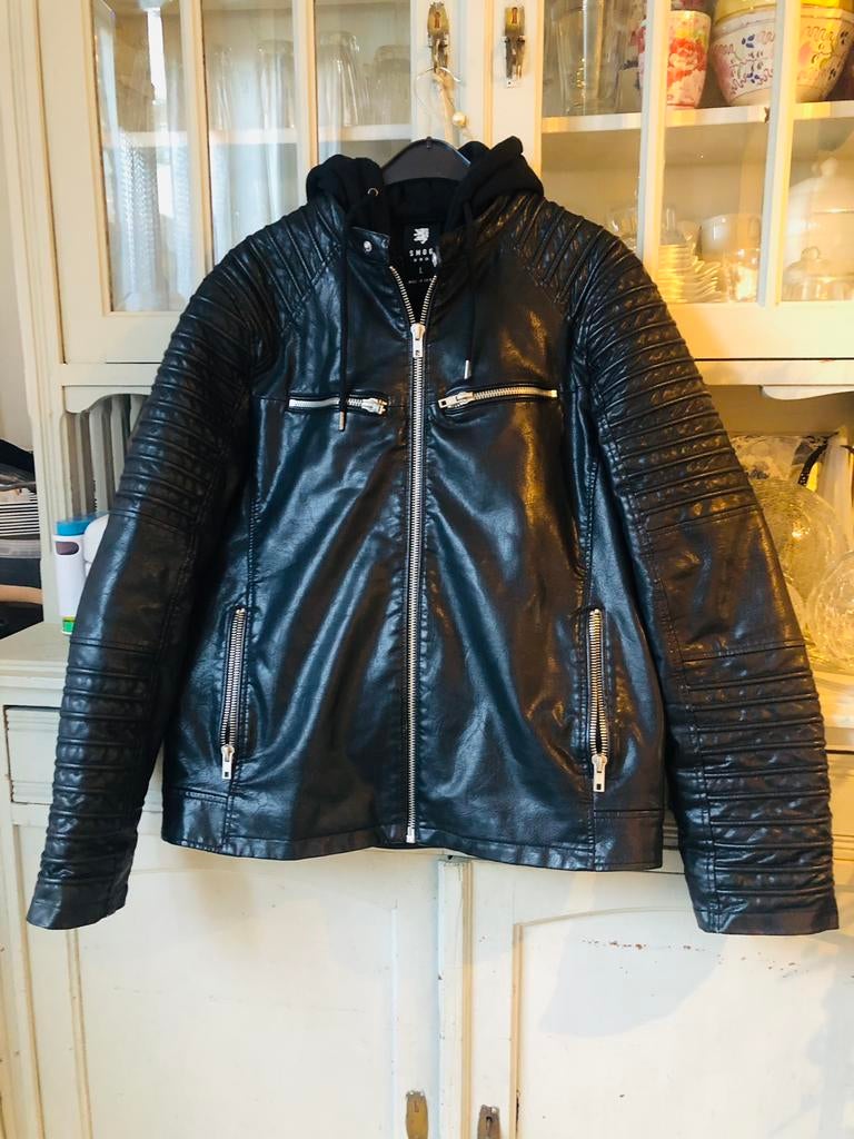 Jas ( niet echt leer) maar mooie sterke kwaliteit, Kleding | Heren, Jassen | Winter, Ophalen of Verzenden, Zo goed als nieuw, Zwart